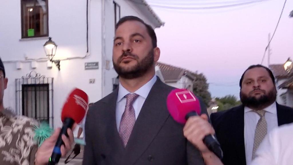 Antonio Roof, el pasado sábado 24, en Madrid, asistiendo a la confirmación de su hijo.