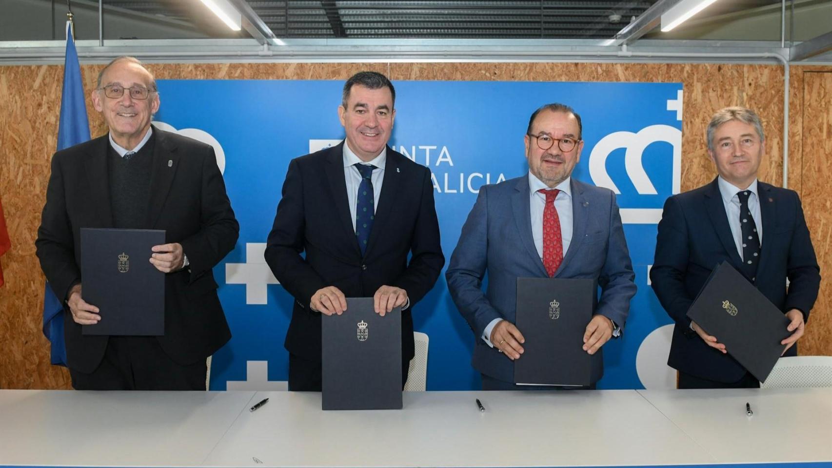 La universidade da coruña mantiene su intención de incluir medicina frente a xunta, usc y uvigo