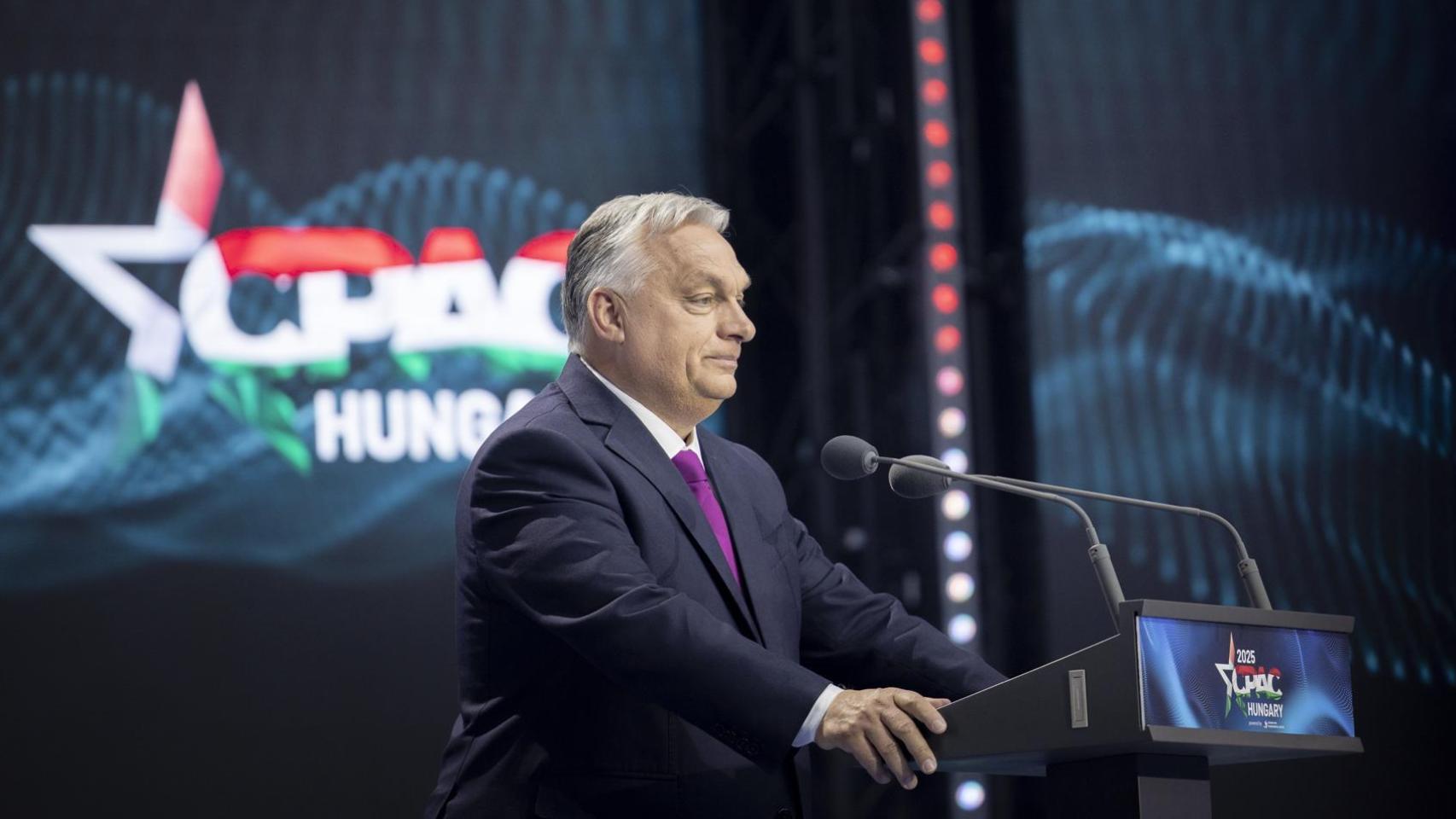 Orbán cuestiona la democracia en una España que 