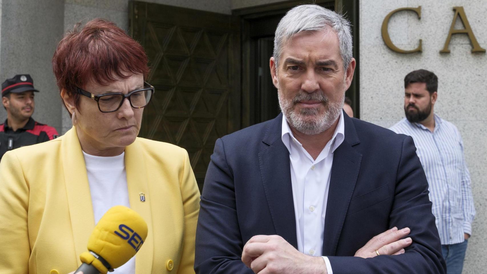 El Gobierno admite ahora que con los menas no cumple el derecho internacional, y Canarias estalla:  Es indecente 