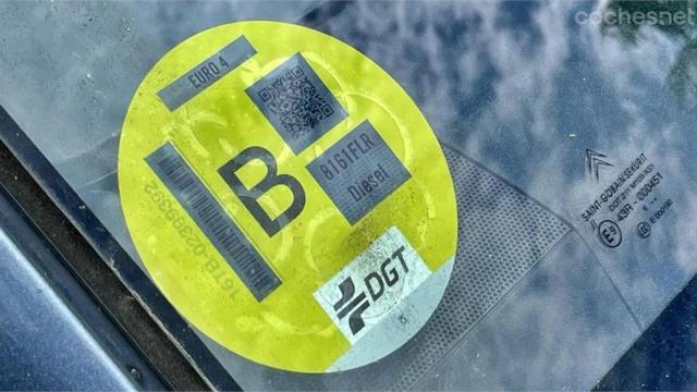 ⁠La verdad oculta sobre la etiqueta B en los coches en España: menos ventajas y más restricciones de las que imaginas
