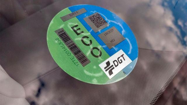 ⁠ La sanción que puedes recibir incluso si llevas la etiqueta ambiental colocada en tu coche: en este caso, podrías ser multado