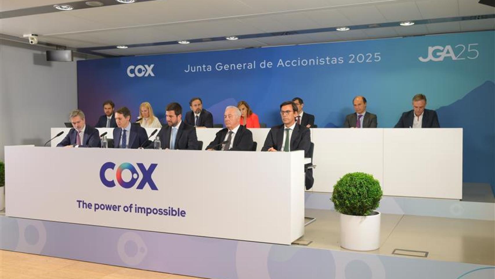 Cox confía en elevar al 25% el 'free float' con el canje de acciones con su filial mexicana y lograr así levantar la acción