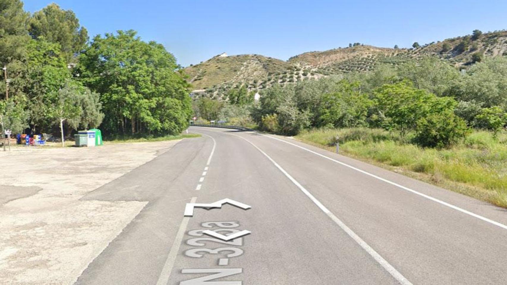 Tres menores y dos adultos heridos al chocar su vehículo contra un jabalí en Pegalajar (Jaén)