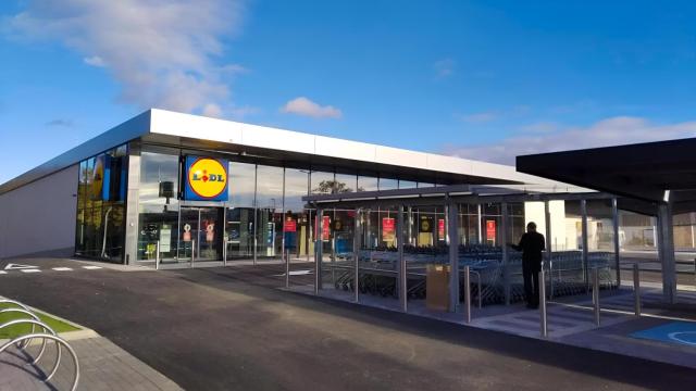 Fachada Lidl.