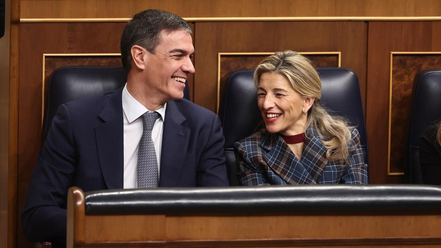 El presidente del Gobierno, Pedro Sánchez y la vicepresidenta segunda y ministra de Trabajo, Yolanda Díaz.
