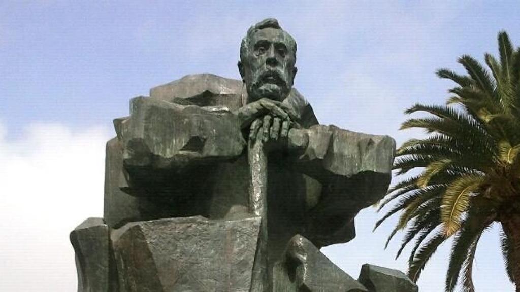 Monumento a Benito Pérez Galdós en Las Palmas de Gran Canaria (Pablo Serrano, 1969). Foto: Wikimedia Commons