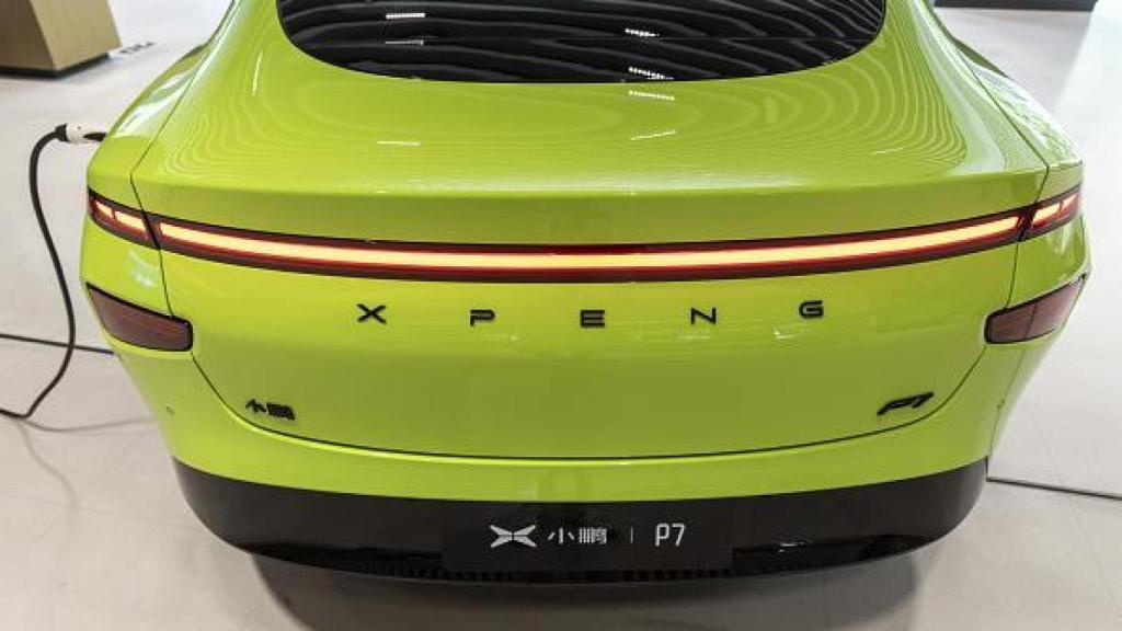 Ejemplo de modelo Xpeng P7 Wing.