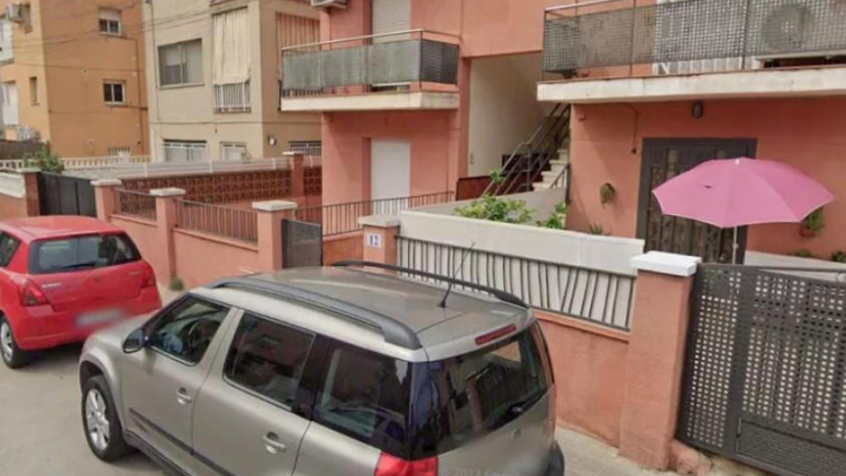 Un okupa envía a un  machaca  para desalojar a otro: queman un piso en Barcelona para que se instalara su exnovia