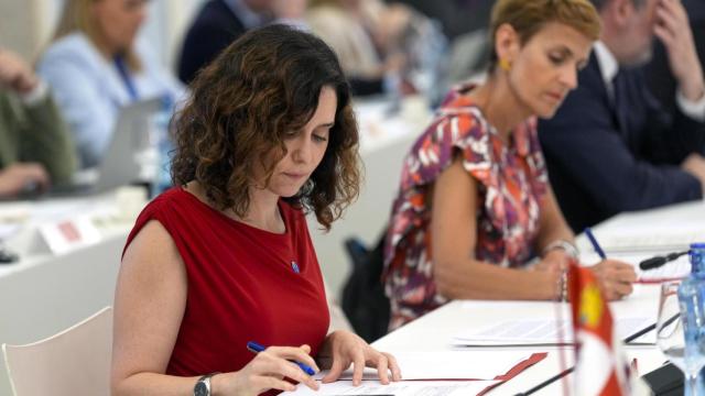 La presidenta de la Comunidad de Madrid, Isabel Díaz Ayuso, este viernes en Barcelona en la Conferencia de Presidentes.