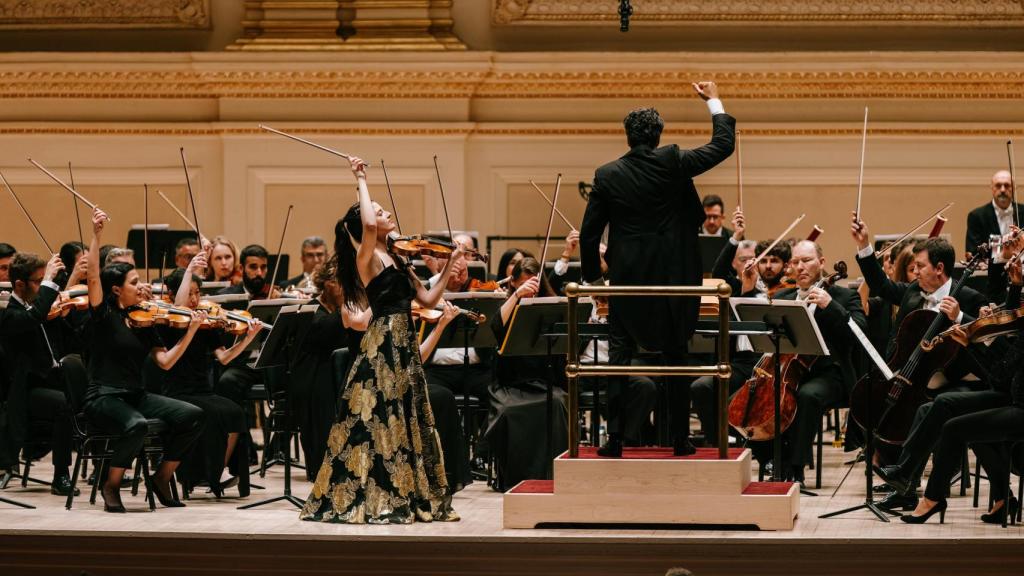 María Dueñas y David Akfham. Foto: Teatro Real.
