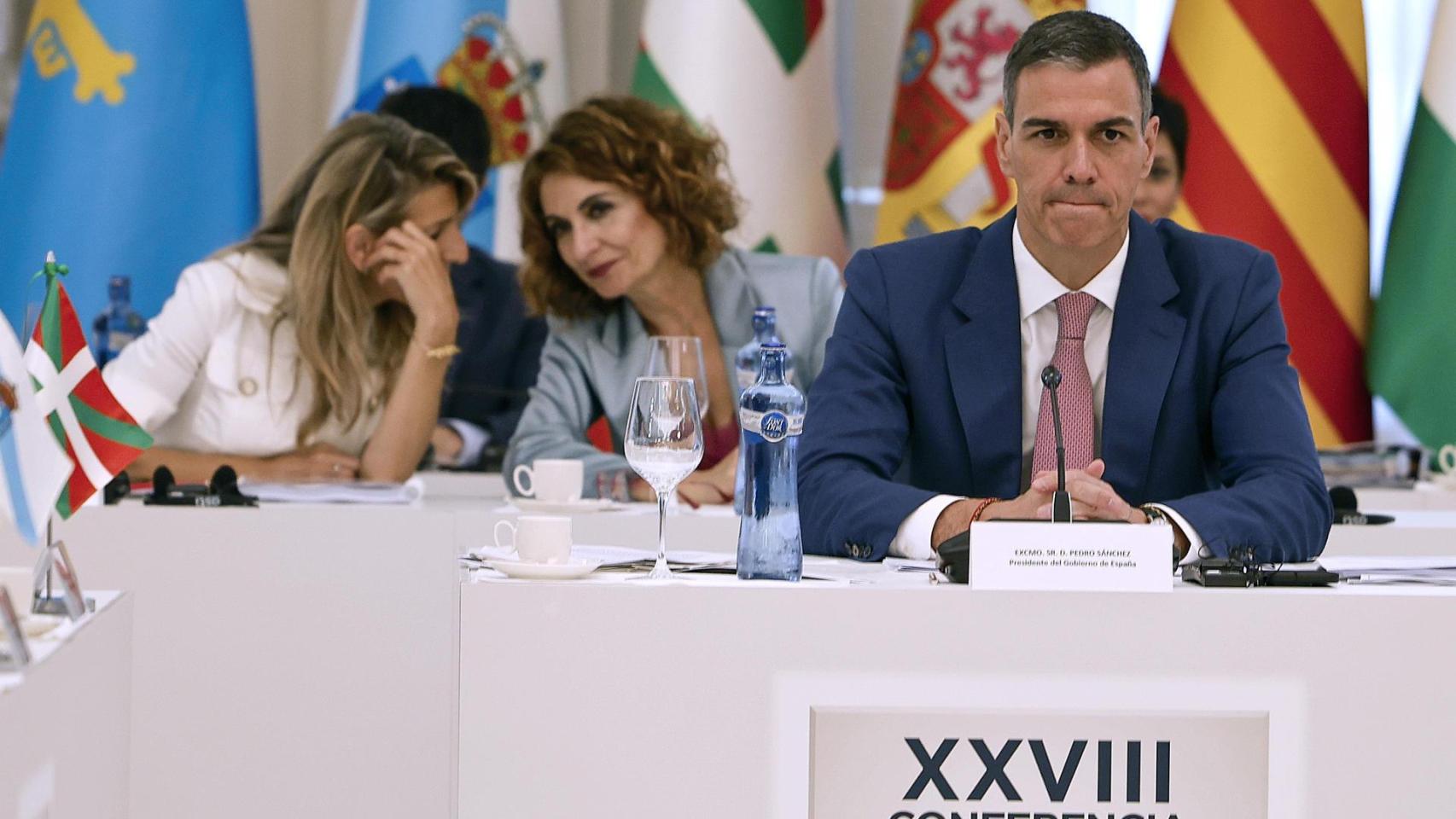 Los barones del PP piden elecciones anticipadas como Page y Sánchez contesta que la legislatura llegará hasta 2027