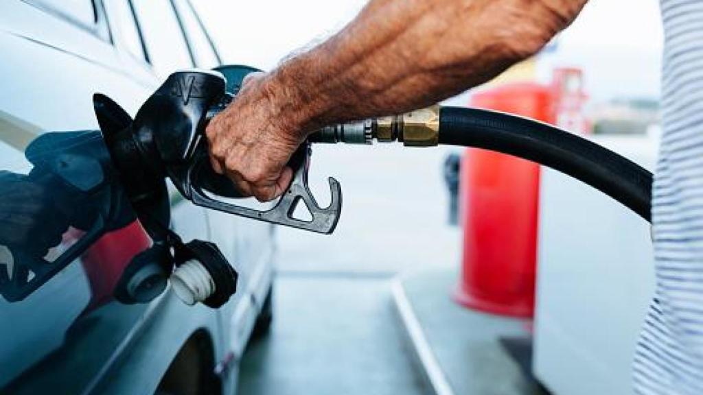 Repostaje de combustible.
