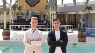 Los jóvenes hermanos con la discoteca tropical al aire libre de Madrid donde Neflix grabó una serie sobre Ibiza