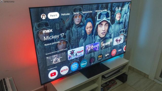 Televisor TCL 65C7K.