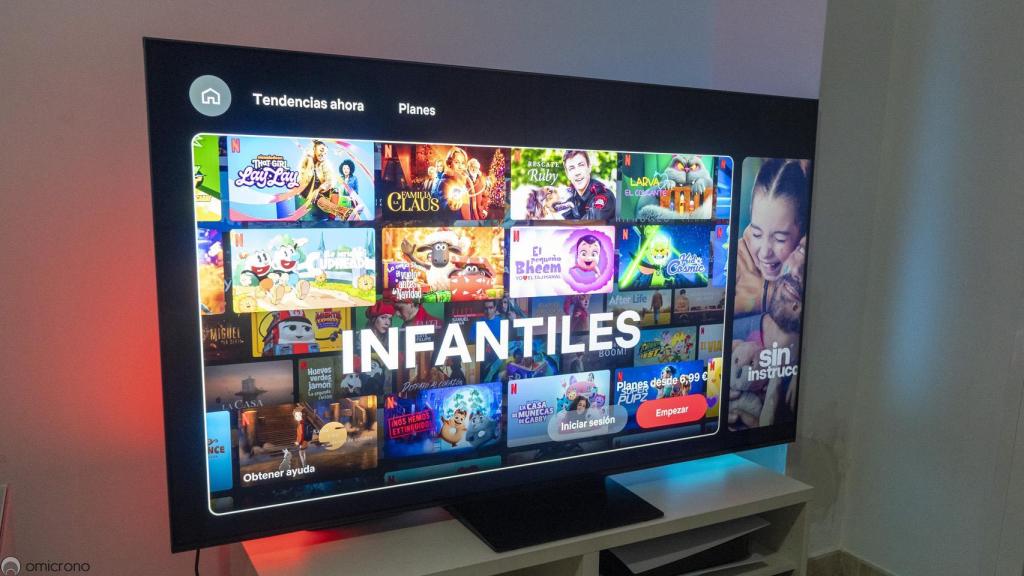 Televisor TCL 65C7K.