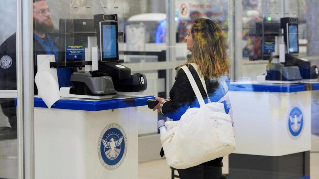 Control biométrico en la frontera de Estados Unidos del aeropuerto Hartsfield-Jackson de Atlanta