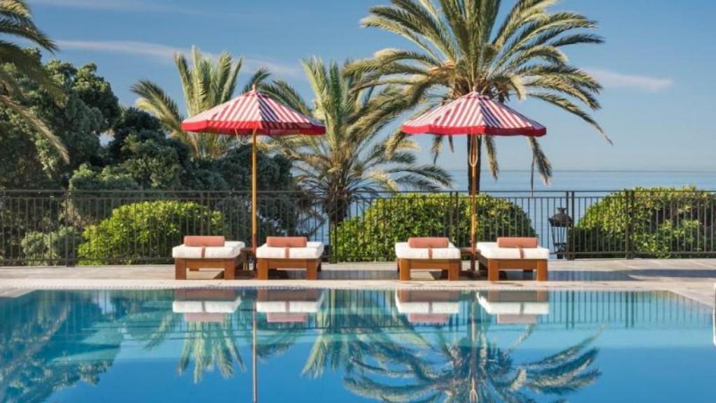 El verano en una foto, desde la piscina de El Fuerte Marbella.