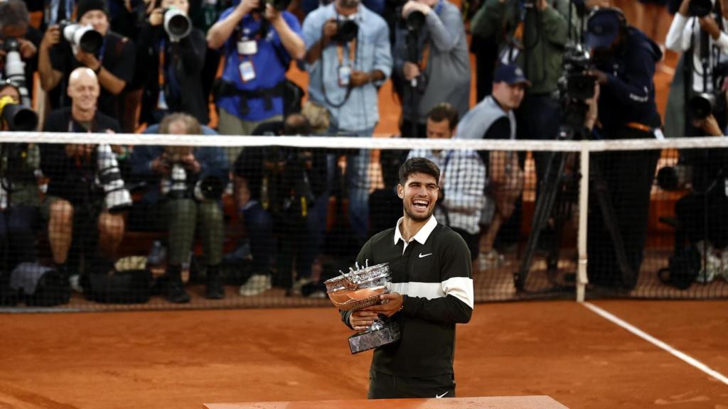 Las brutales reacciones de la prensa internacional al triunfo de Alcaraz en Roland  Garros: "5 horas y 29 minutos de leyenda"