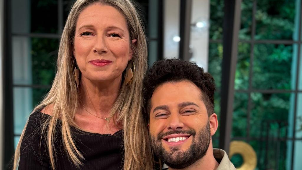 Anne Igartiburu y Javier de Hoyos, presentadores de 'D Corazón'.