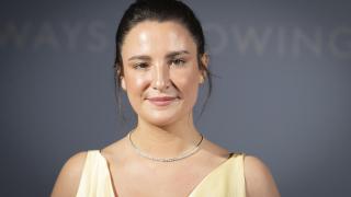 Marta Pombo estrena un vestido para ir a la piscina que te puedes poner también para un tardeo