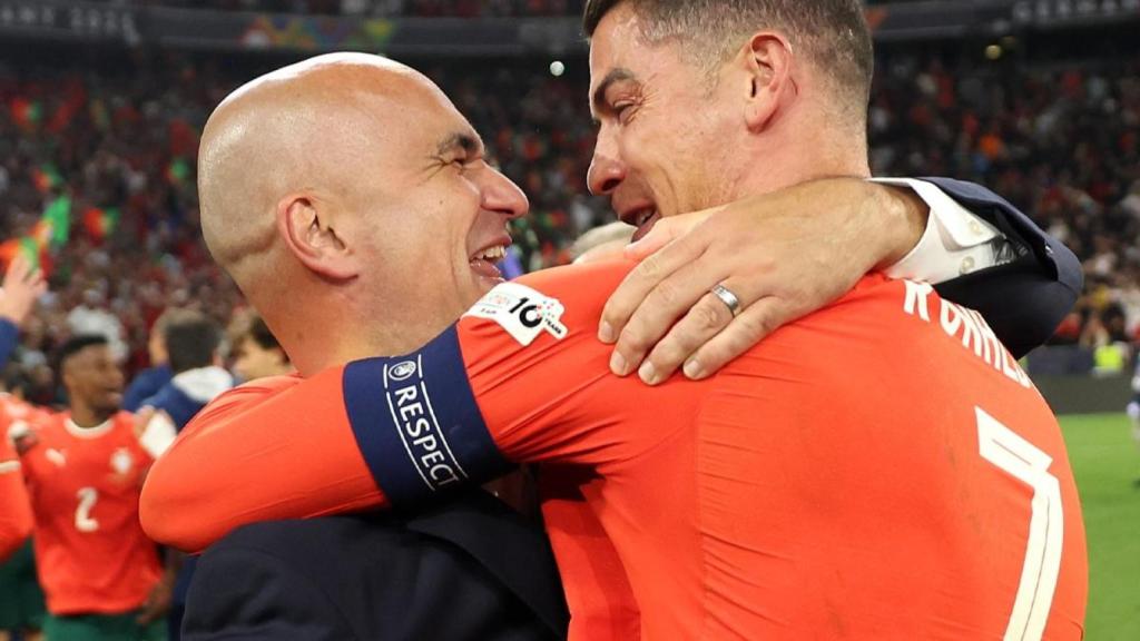 Roberto Martínez y Cristiano Ronaldo.