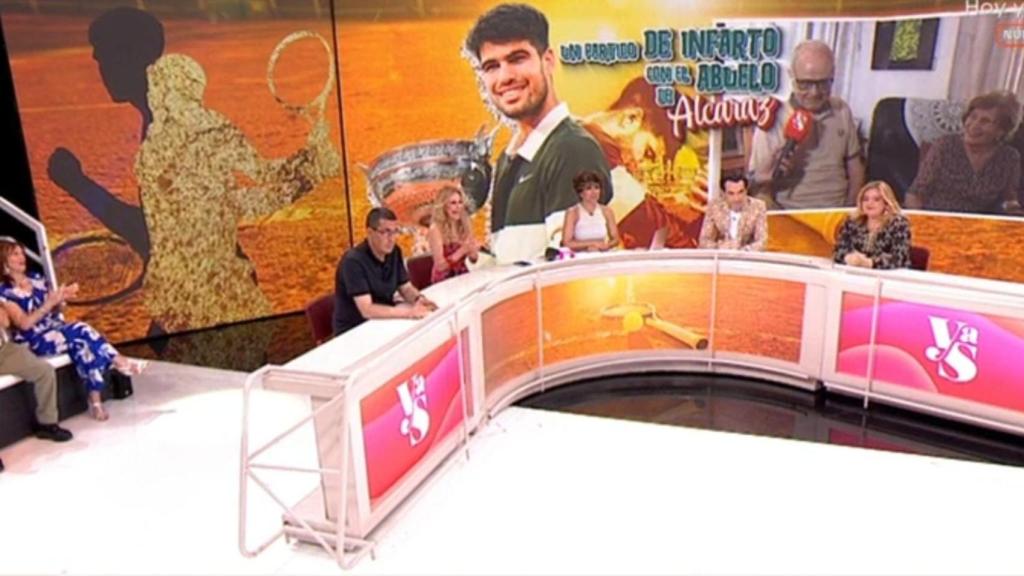 Colaboradores en plató.