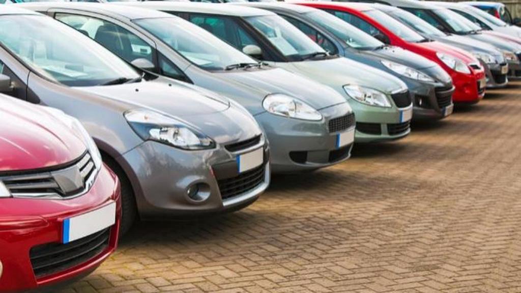 La multa de hasta 250€ que recibirás si te dejas el coche en uno de estos espacios: una acción muy común en España