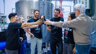 El directivo de grandes cerveceras que ha rescatado la fábrica madrileña Chula: Hacemos x litros al año, todos sin gluten