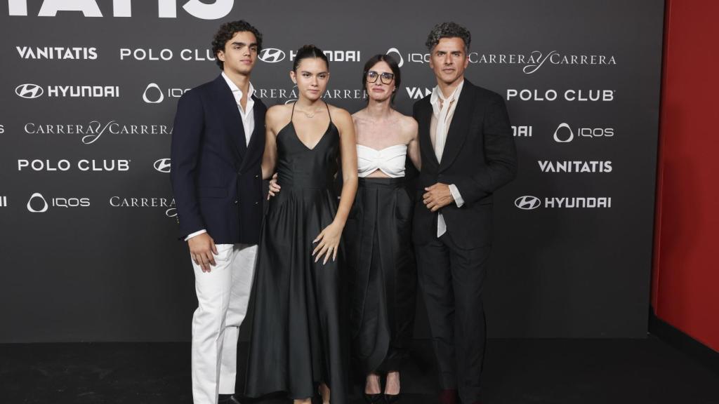 La familia Vega Salazar en el evento Vanitatis.