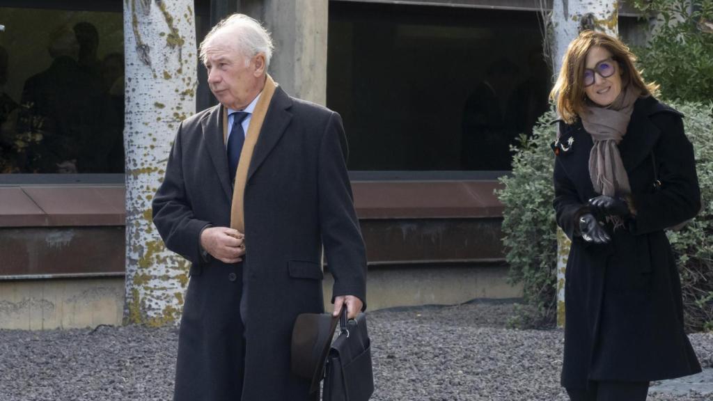 Rodrigo Rato y su esposa, Alicia González, a una imagen de enero de 2024.