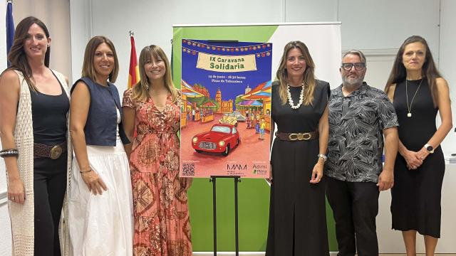 Mar González, Elvira Carrera, Ruth Sarabia, Ana Mata, Cristóbal Moreno y Laura Villa en la presentación.