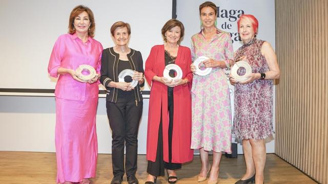 De izquierda a derecha, Ana Rosa Quintana, Adela Cortina, Nativel Preciado, Carmen Posadas y Rosa María Calaf.
