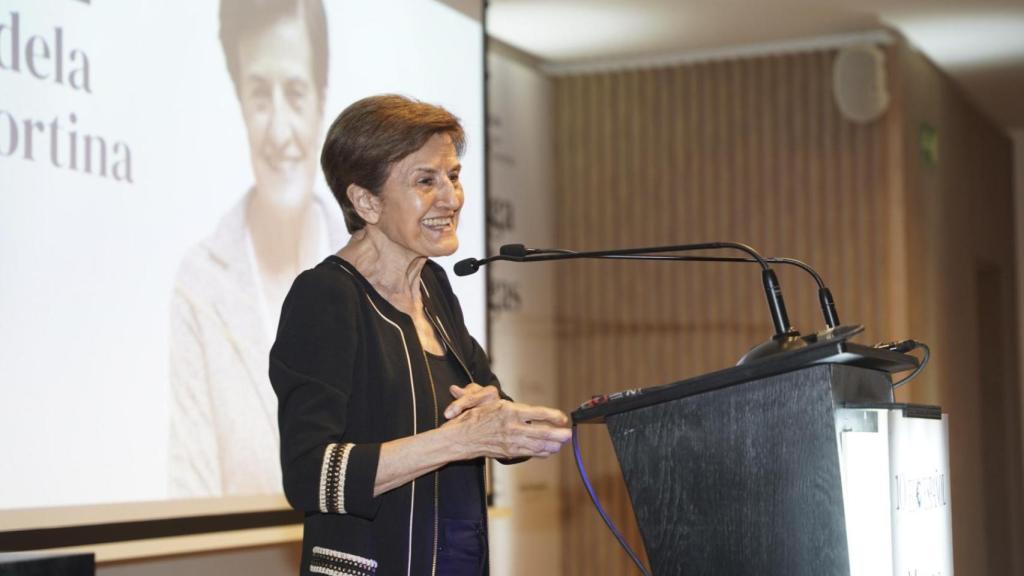 Adela Cortina, Maga de Magas en la categoría de Mejor ensayista.