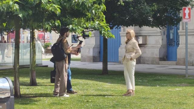 Norma Duval conoce A Coruña de la mano de David Perdomo como anfitrión