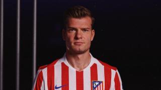 Sörloth, con la nueva camiseta del Atlético de Madrid
