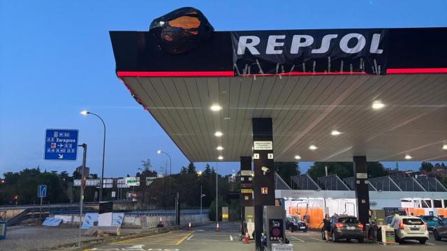 Estación de servicio de Repsol ubicada en la avenida Alfonso XIII de Madrid.