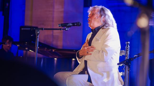 José Mercé y uno de sus guitarristas, este sábado en el Monasterio de Uclés.