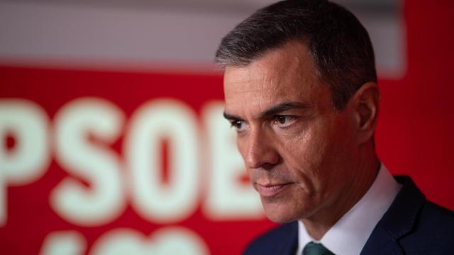 El presidente del Gobierno y secretario general del PSOE, Pedro Sánchez, este lunes en Ferraz.