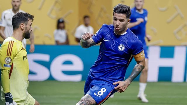 Enzo Fernández celebra su gol contra Los Angeles FC