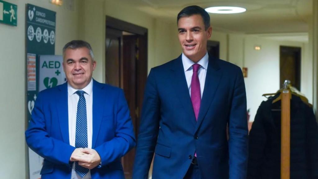 Santos Cerdán con Pedro Sánchez.
