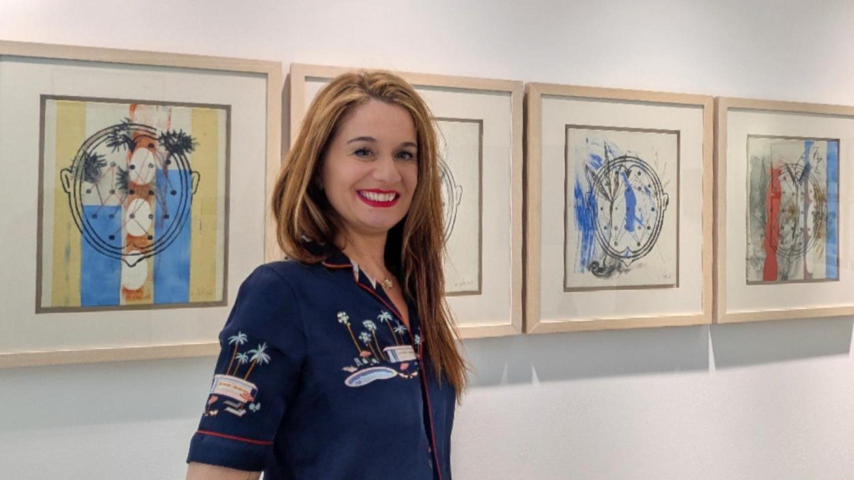 Ana Melo, fundadora de 'Teoría del Arte', en la Galería Espacio Landaburu.
