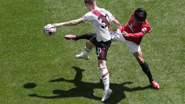 Mastantuono, durante el partido contra Urawa.