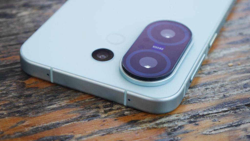 VIVO X200 FE