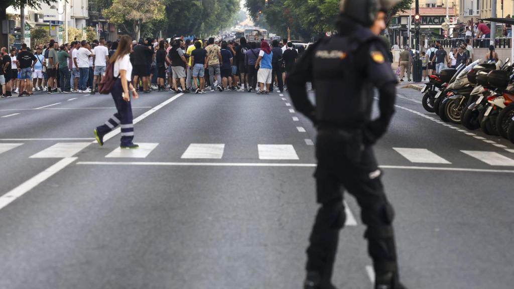Primeras manifestaciones en Cádiz, este miércoles.