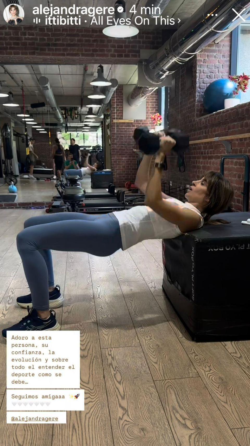 La esposa de Richard Gere, fanáticos del deporte, en uno de sus entrenamientos.