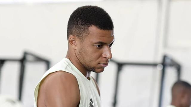 Mbappé, en el gimnasio tras reaparecer de su gastroenteritis