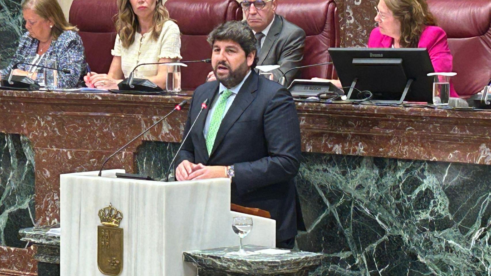 Miras reprocha a Sánchez su  desprecio  a España por no ir a elecciones ante la  irrespirable  trama de Ábalos y Cerdán
