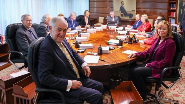 Los miembros del TC, con su presidente, Cándido Conde-Pumpido, en primer plano.