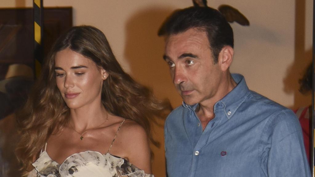 Enrique Ponce y Ana Soria, en una imagen capturada en el puerto de Santa María, en agosto de 2024.